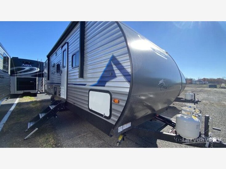 Thumbnail Photo undefined for New 2023 Coachmen Catalina 261BHS
